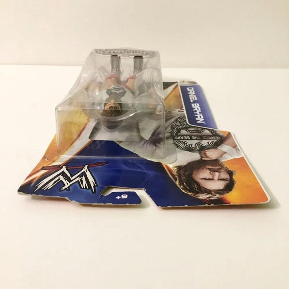 WWE 2014 Daniel Bryan Superstar Mattel Action Figure  Damaged Box - Picture 13 of 16